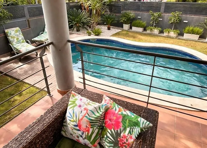 Сasa de vacaciones Family House Experience Lux *
