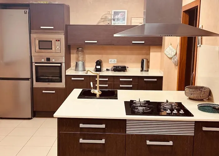 Сasa de vacaciones Family House Experience Lux